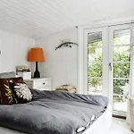Feriehus With Orangery Near And Forest Vig