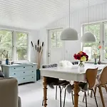 With Orangery Near And Forest * Vig