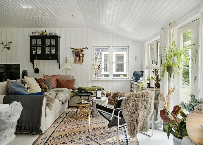 With Orangery Near And Forest Vig