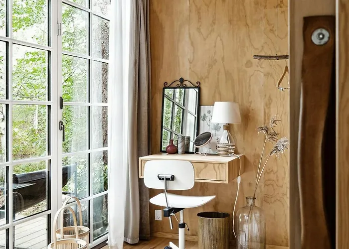 With Orangery Near And Forest Vig