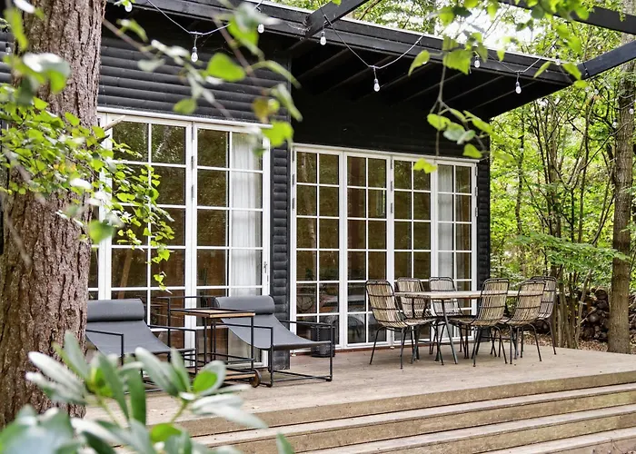 With Orangery Near And Forest Vig