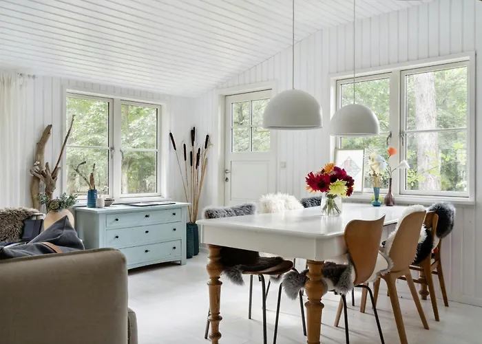 With Orangery Near And Forest * Vig